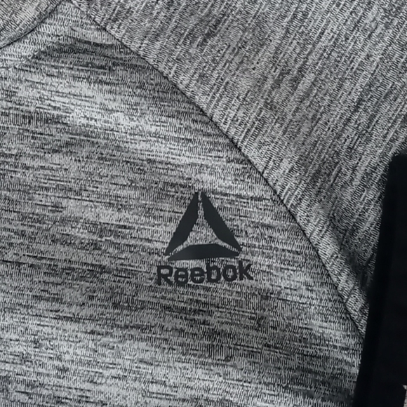 Mens Reebok pull over - Picture 2 of 5